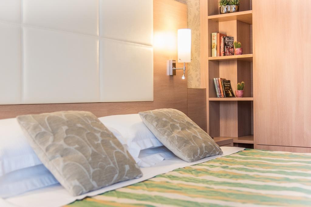 Michelangelo Cesenatico Hotel Bagian luar foto